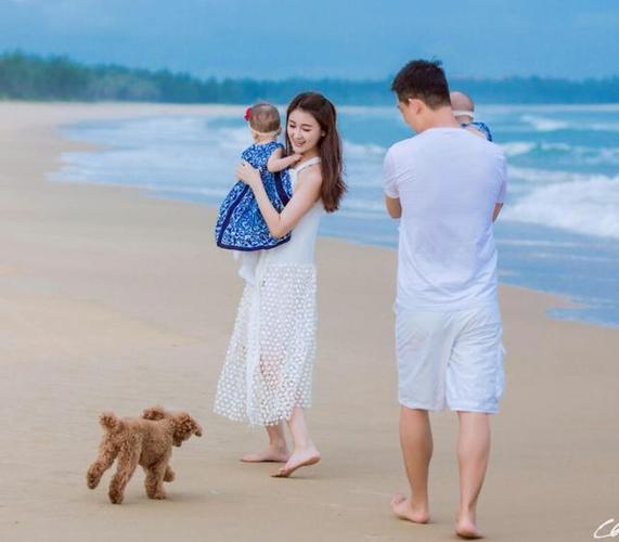 甘薇贾跃亭离婚,贾跃亭和甘薇什么时候结婚的