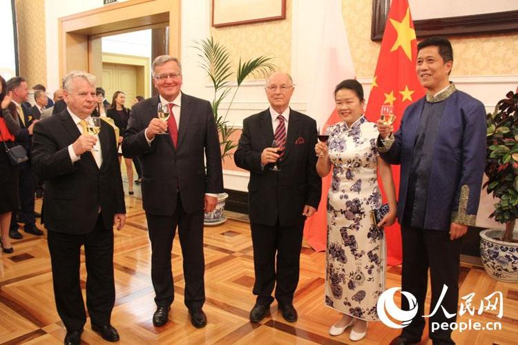 2025澳门天天开好彩大全开奖记录和历史学家成波兰总统与波兰 总统