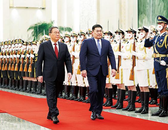 新澳门2025最新款免费和蒙古国总理遭解职与蒙古国总统辞职